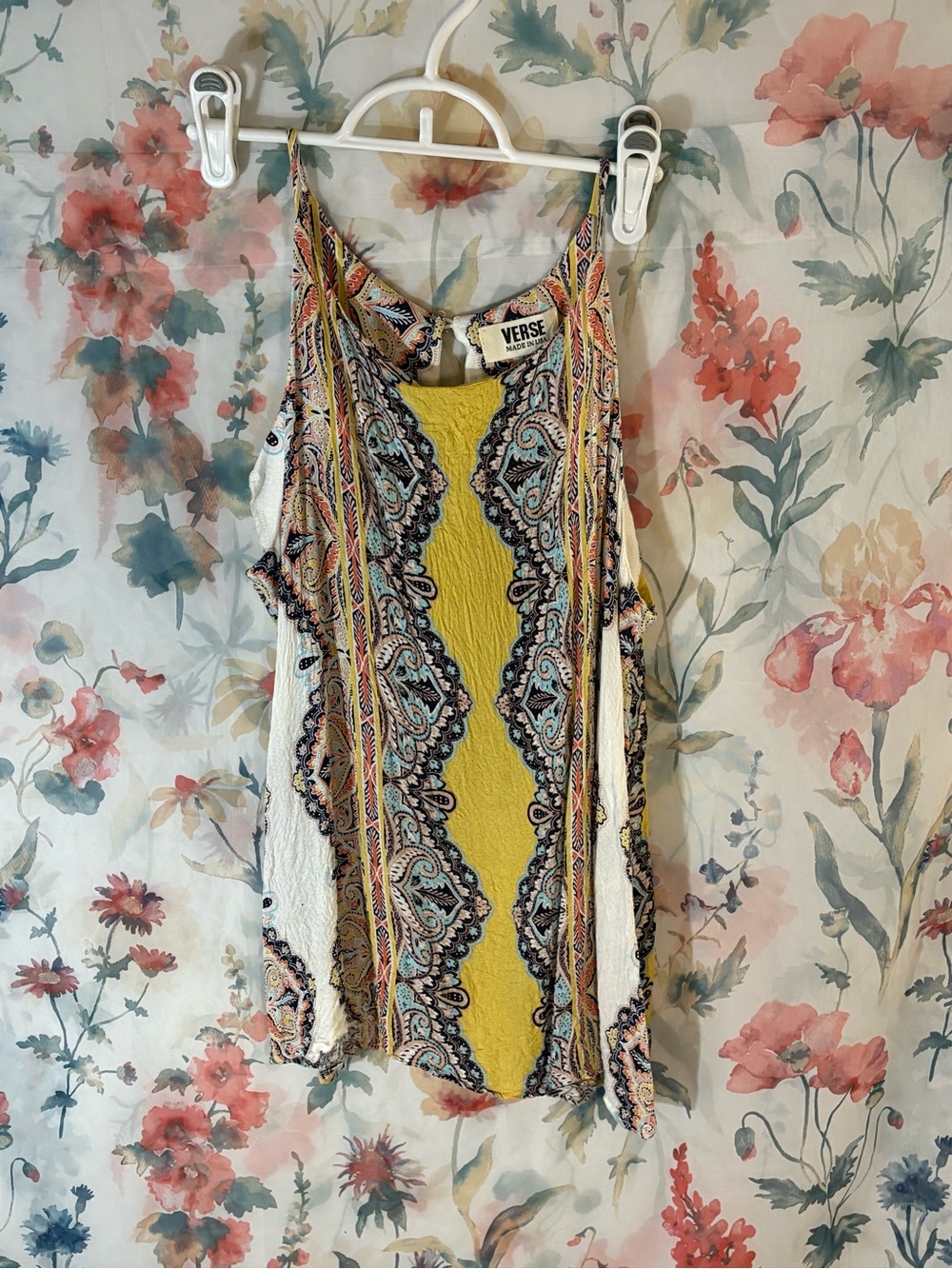 Vintage Women's Yellow Paisley Sleeveless Tank Top